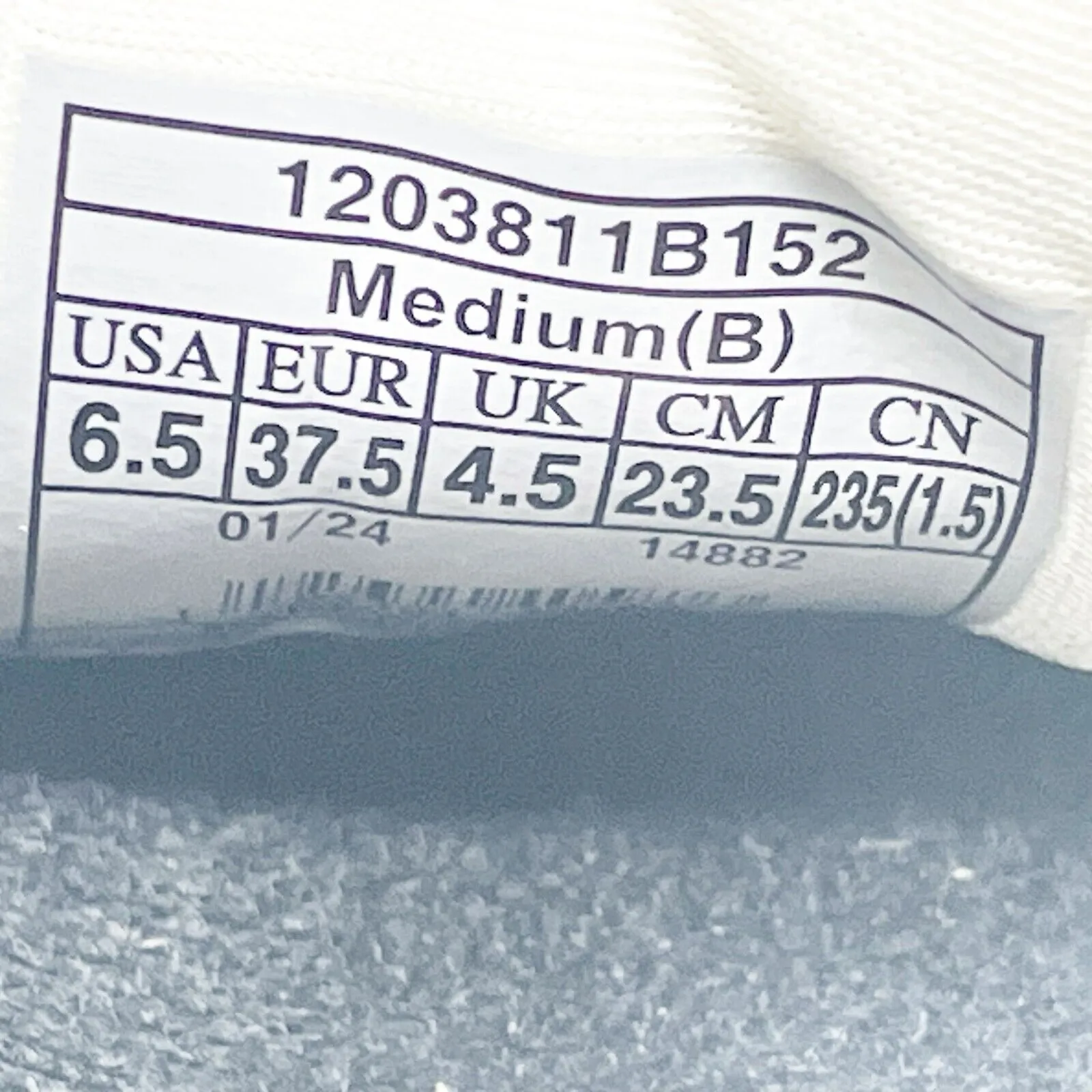 Brooks Womens Adrenaline GTS 23 1203811B152 White Running Shoes Sneakers Sz 6.5B