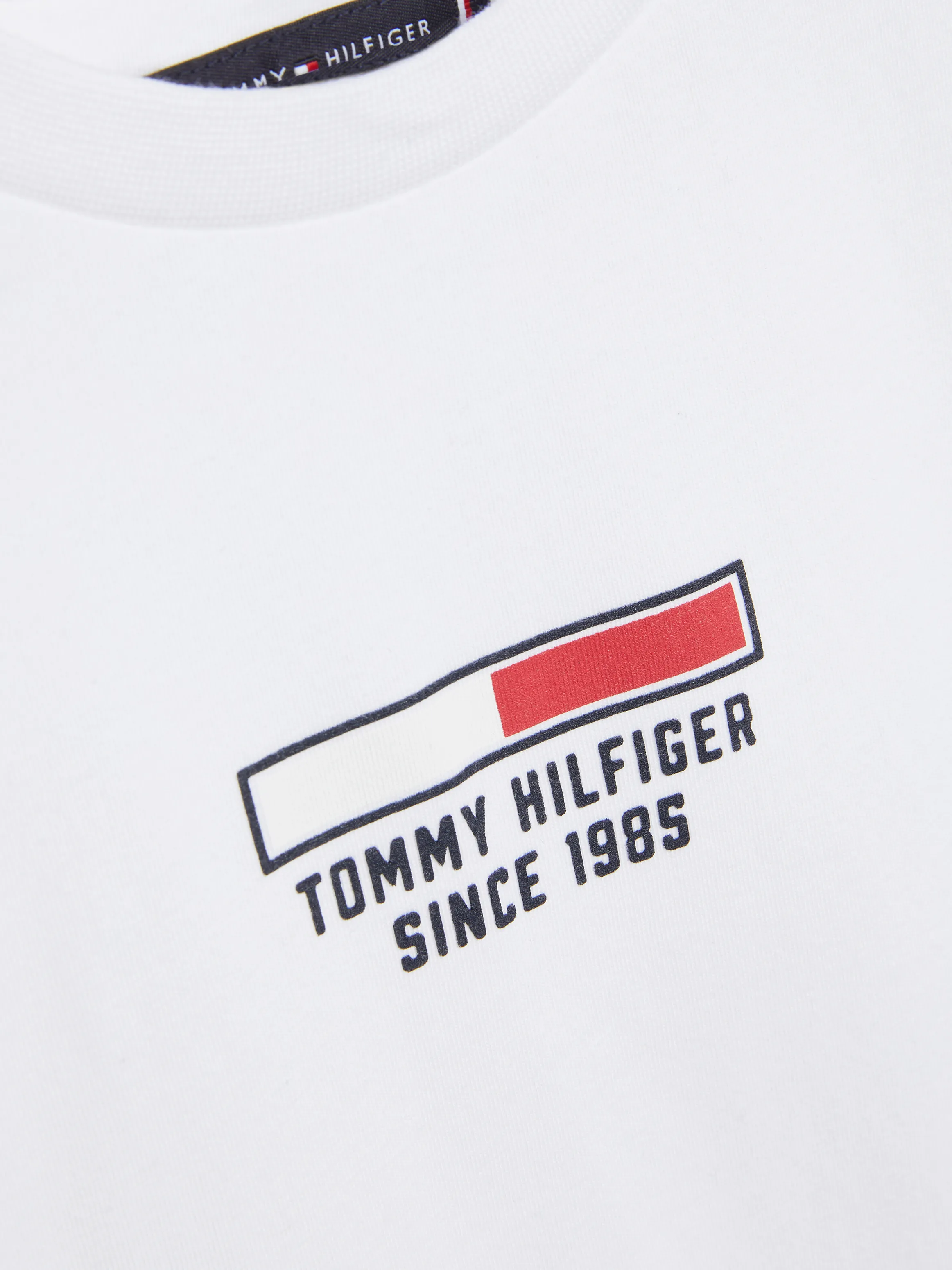 Flag Logo T-Shirt | T-Shirts | Tommy Hilfiger