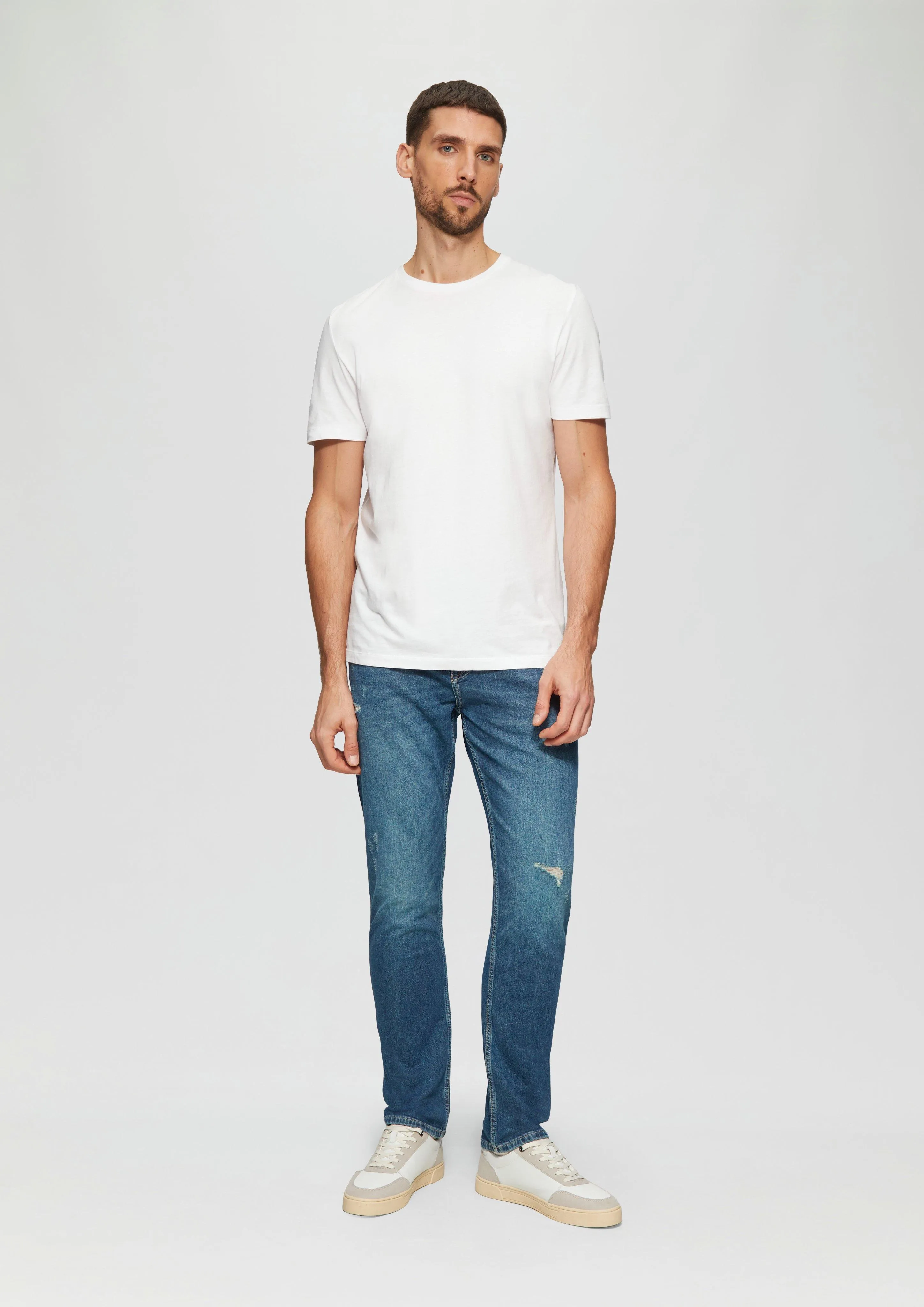 jeans with an elasticated waistband