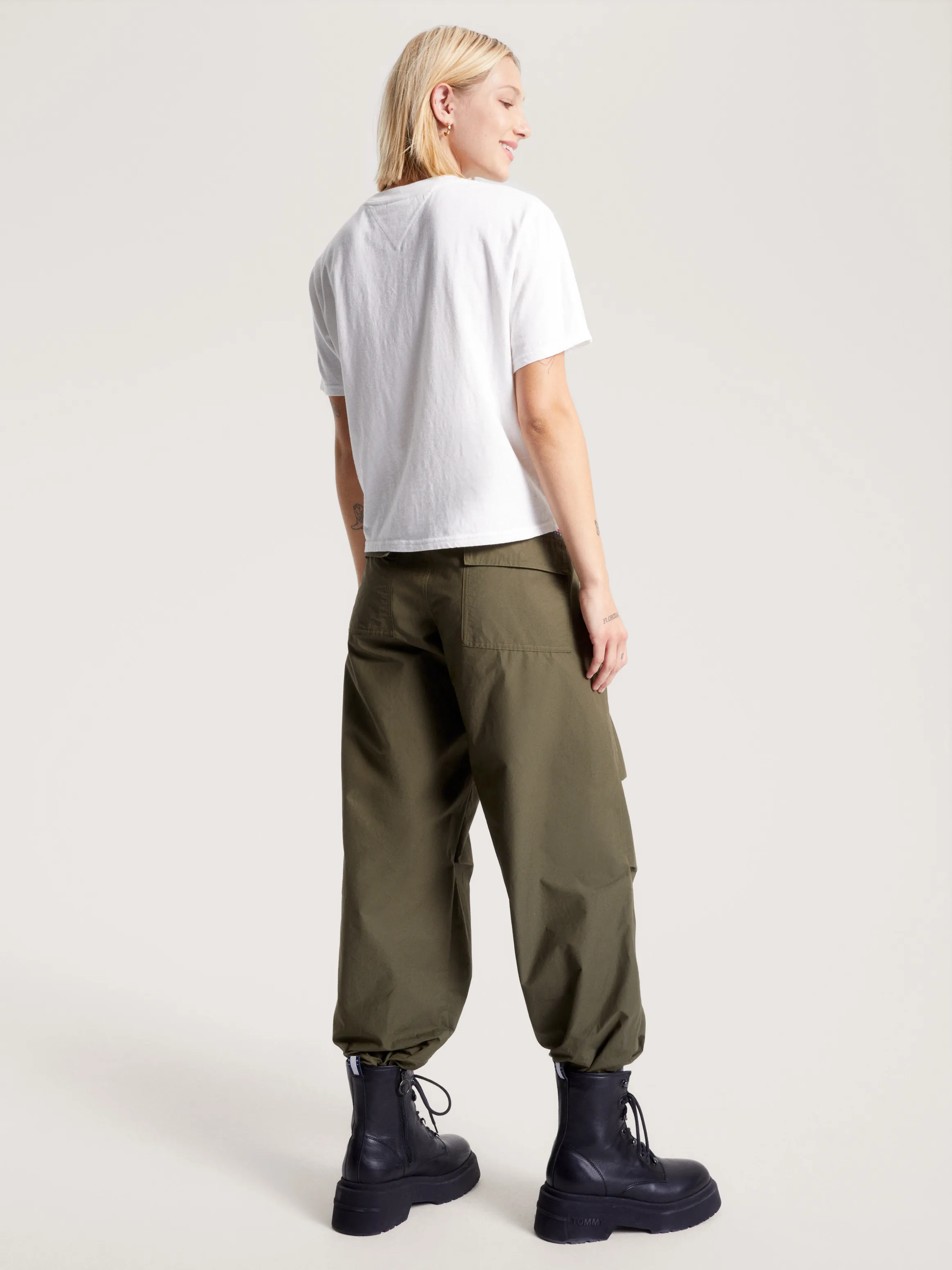 Leopard Logo Faded Classic Fit T-Shirt | T-Shirts | Tommy Jeans